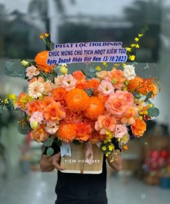 Đặt hộp hoa thiết kế theo yêu cầu