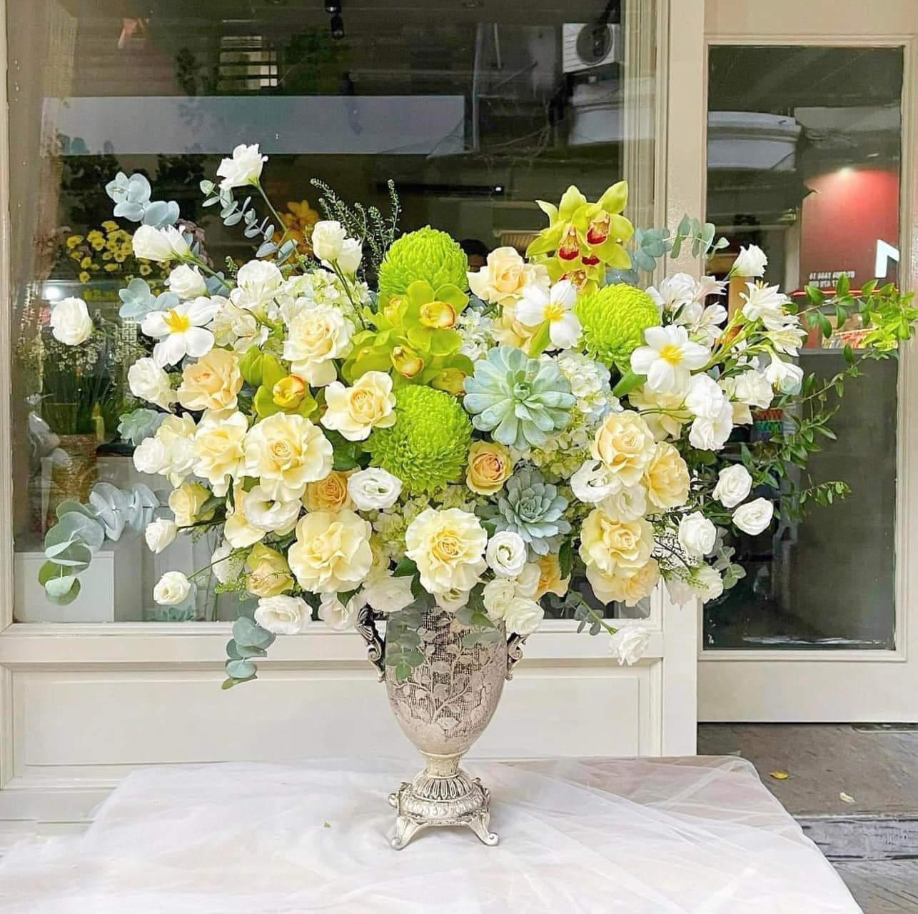 Bình Hoa Tươi 20