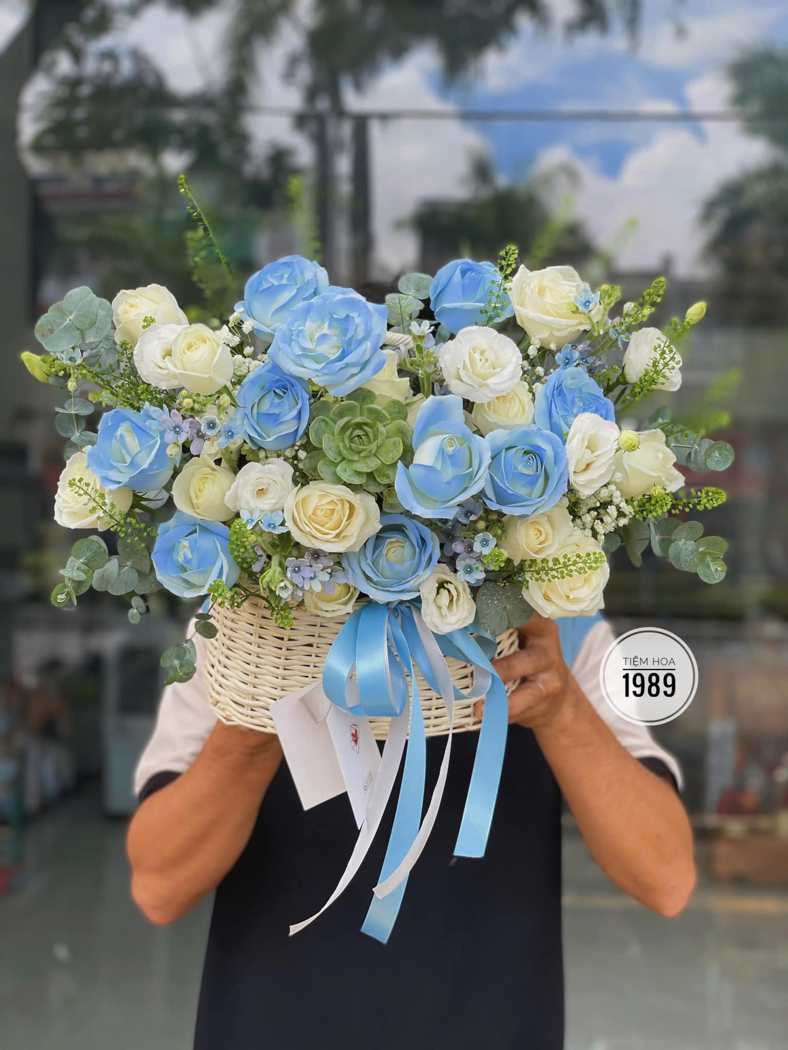 Giỏ Hoa Tươi 21